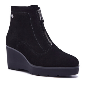 Carl Scarpa Kelania Black Suede Ankle Boots